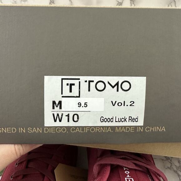 Tomo Volume 2 Mens Golf Shoes Sneakers Size 9.5 New Good Luck Red Stretch Knit main image 4